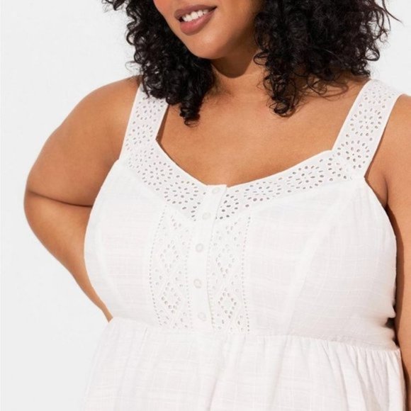 Torrid - Babydoll Cotton Window Pane Button Front Tank in Cloud Dancer White - Picture 12 of 13